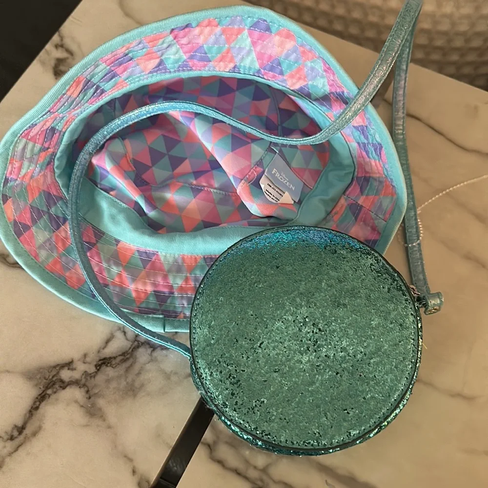 Disney Frozen Anna Elsa Bucket Hat and shoulder glitter purse